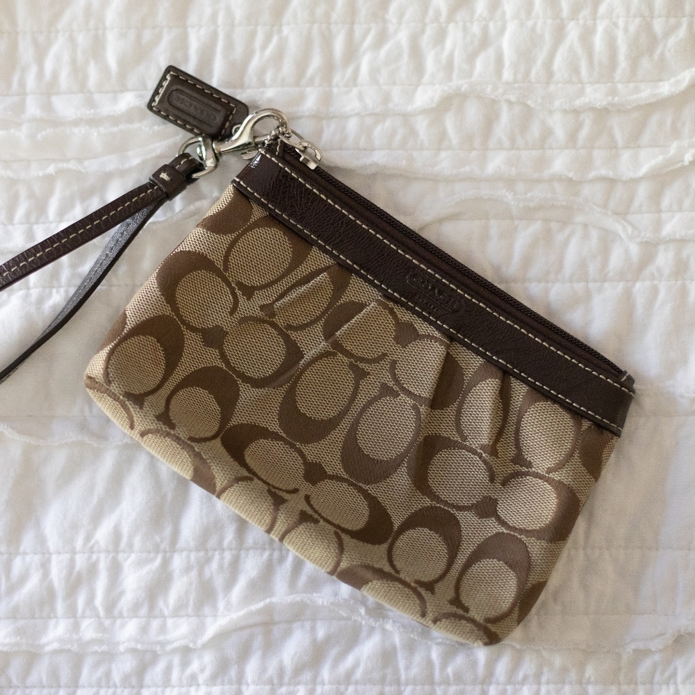 Coach Signature Wristlet - Brown & Tan